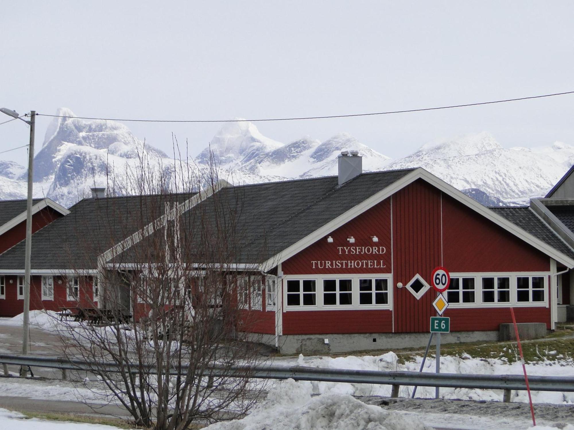 Tysfjord Hotel Storjord I Tysfjord Bagian luar foto