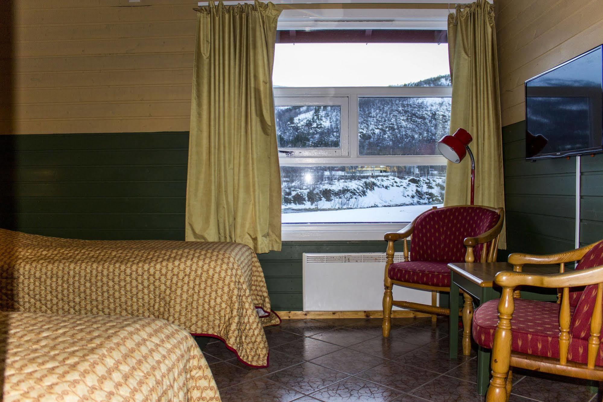 Tysfjord Hotel Storjord I Tysfjord Bagian luar foto