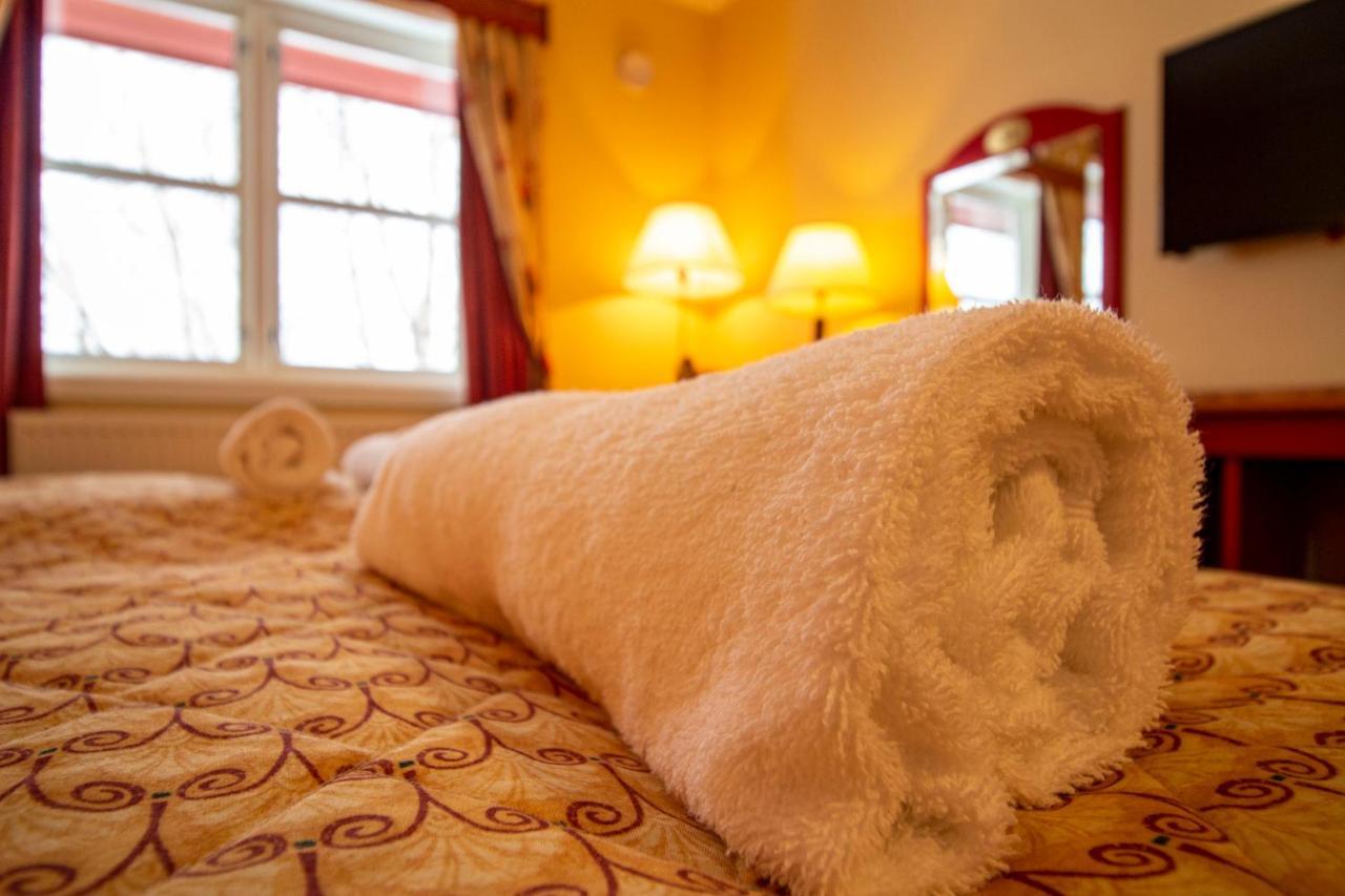 Tysfjord Hotel Storjord I Tysfjord Bagian luar foto